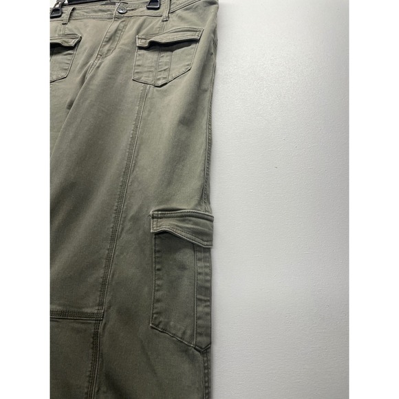 1822 Denim Women Olive Green Wide Leg Cargo Pants Size 14/32 - Picture 12 of 13